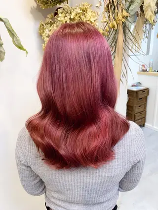 ミディアム レイヤー×縮毛矯正 深見 拓のヘアスタイル