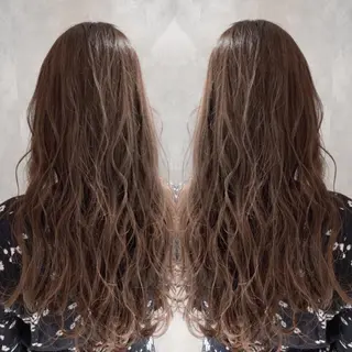 ロング ANDO HIKARIのヘアスタイル