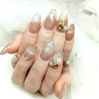 ネイル 柘植 祐子のネイルデザイン