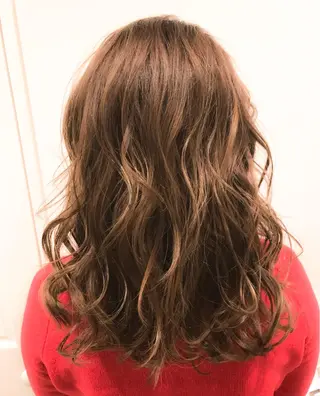 ミディアム カラー NICHE HAIR所属・🤎NICHE 🤎 🌈坂口拓斗🌈のヘアスタイル