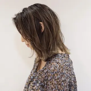 セミロング カラー 渋谷ブリーチカラー 韓国ヘアyuikoのヘアスタイル