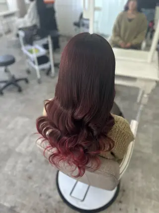 カラー 河野 さくらのヘアスタイル