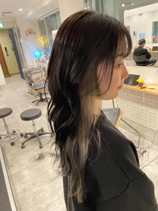 セミロング ヨシミ カズヤのヘアスタイル