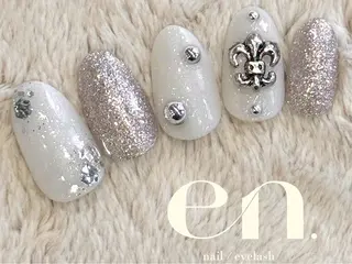 ネイル en. RIONのネイルデザイン