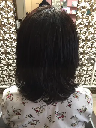 ミディアム カラー パーマ 髪質改善/痛ませ ないカラー/西村航大のヘアスタイル