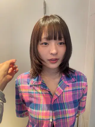 ミディアム カラー RIN／韓国ヘア レイヤーカットのヘアスタイル