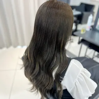 ロング vain　渋谷【ヴェイン シブヤ】所属・Rio / 縮毛矯正🍒のヘアスタイル