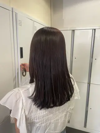 セミロング カラー ハイトーン/パーソナ ルカラー診断・ユキノのヘアスタイル