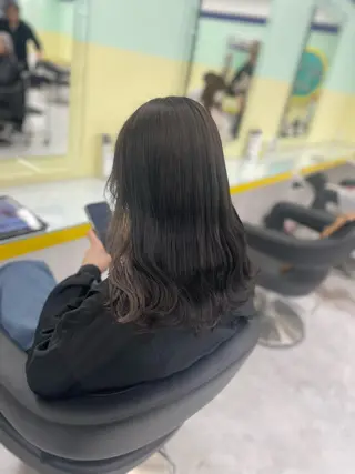 セミロング カラー ヘアアレンジ ☁️縮毛矯正✖️ 透明感☁️りくのヘアスタイル