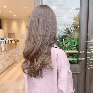 ロング カラー 吉原 由菜のヘアスタイル