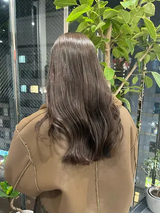 カラー asuka 大阪梅田のヘアスタイル