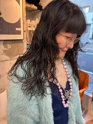 ロング パーマ 永田 愛莉のヘアスタイル