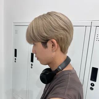 メンズ 💎艶々ハイトーン MOE💍🤍のヘアスタイル