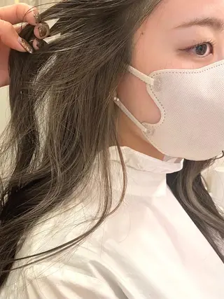 ロング カラー ANNA /艶髪/ハイトーンのヘアスタイル