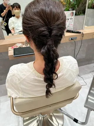 セミロング ヘアアレンジ 桑原 りゆのヘアスタイル