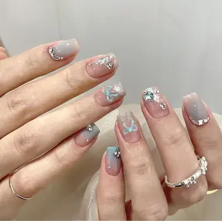 ミディアム めぐみのネイルサロン 惠のネイルデザイン