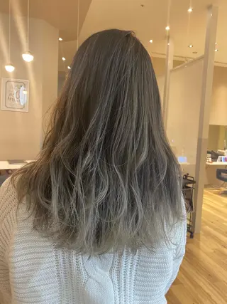 セミロング カラー AVANCE京橋所属・ハイトーンヘア/ 島崎　タクミのヘアスタイル