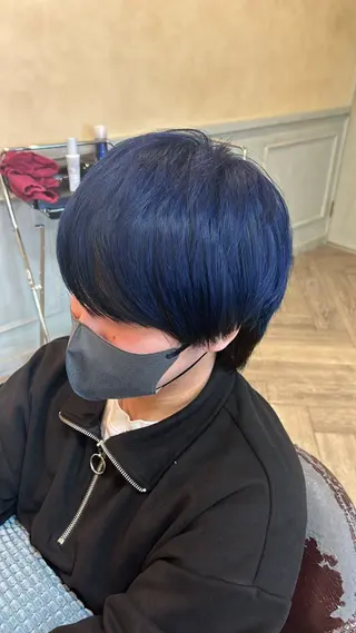 ショート カラー メンズ アオバ / ハイトーンカラーのヘアスタイル