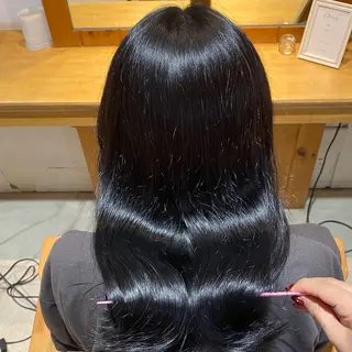 セミロング カラー misaki アシスタント🎀のヘアスタイル