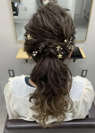 ヘアアレンジ セミロング 🫧【公式】 Lig.横浜🫧のヘアスタイル