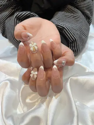 ネイル classic 新横浜所属・山田 暉のネイルデザイン