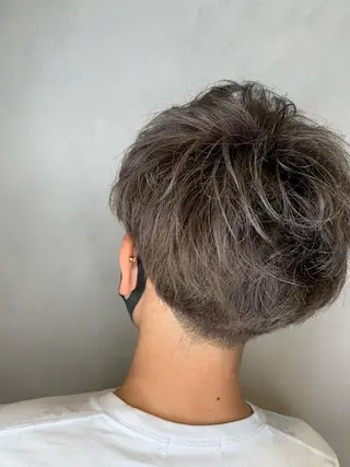 カラー メンズ 吹田 駿 髪質改善縮毛矯正のヘアスタイル