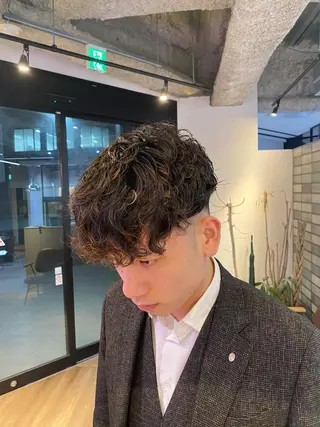 パーマ 【博多ハイライトカラ ー】中島啓太のヘアスタイル