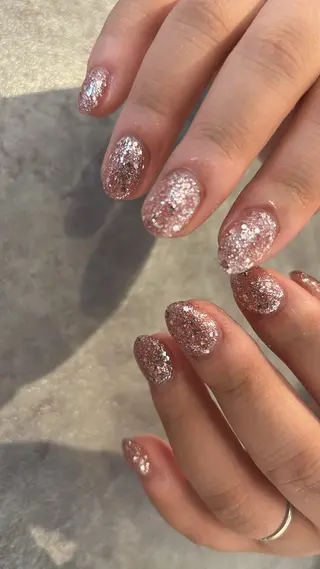 ネイル Mignon所属・Mignon 、のネイルデザイン