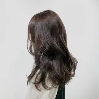 セミロング カラー ヘアアレンジ キヨミ 韓国レイヤーカットのヘアスタイル