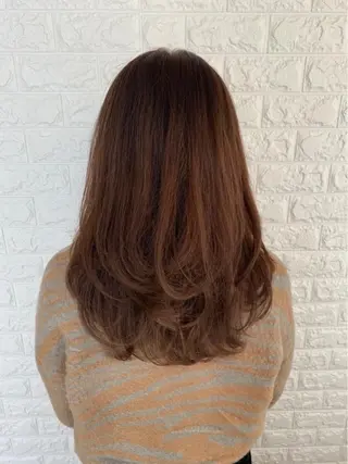 ロング カラー 金沢 広美のヘアスタイル