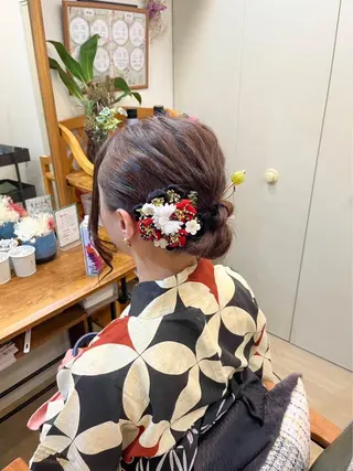 ヘアアレンジ HempBeauty 浅野アサミのヘアスタイル