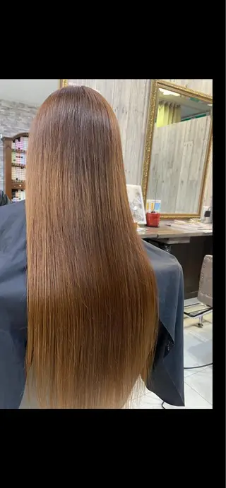 ロング 土屋朱理/ ハイトーンカラーのヘアスタイル