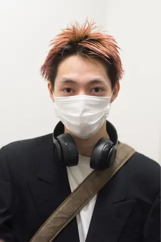 ショート カラー 千葉 慎也のヘアスタイル