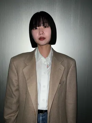 ミディアム レイヤー/ 透明感SHIMAのヘアスタイル