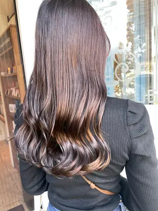 セミロング 栗林 茉那のヘアスタイル