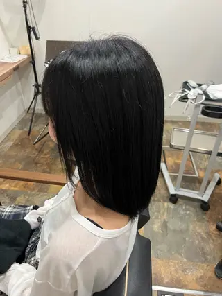 ミディアム カラー 上野台 彩加のヘアスタイル