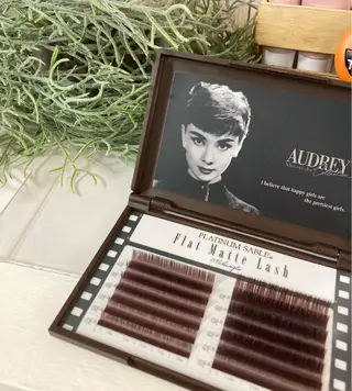 マツエク・マツパ L’oeillet所属・🌊🌊__ juna__のマツエク・マツパデザイン