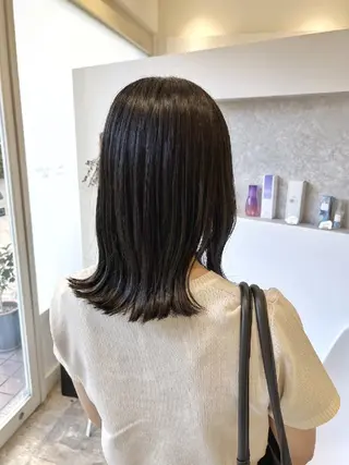 セミロング 成瀬 サエのヘアスタイル