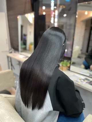 ロング ‎髪質改善/美髪矯正 mitsuki‎のヘアスタイル