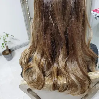 ロング カラー ヘアアレンジ See by merのマツエク・マツパデザイン