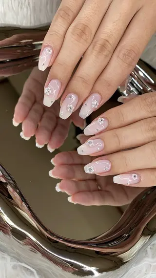 ネイル n o q r m. n a c h iのネイルデザイン