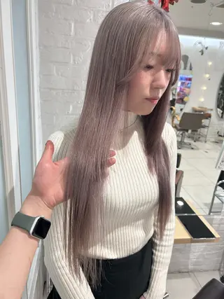 ロング 大川 綾乃のヘアスタイル