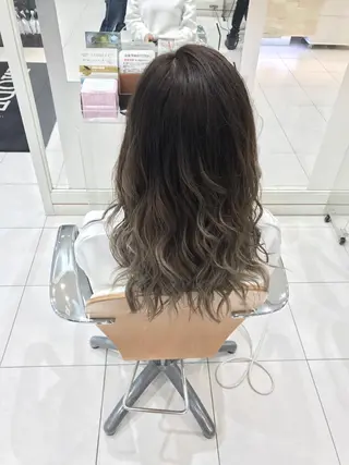 ミディアム カラー D.log 大和西大寺店所属・川崎 雅大のヘアスタイル