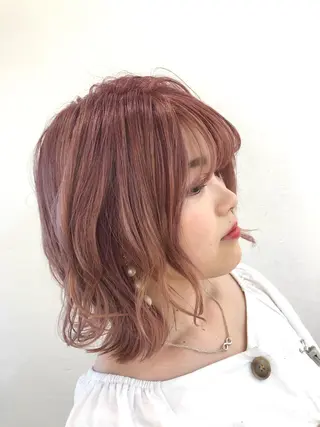 ミディアム 大場 優のヘアスタイル