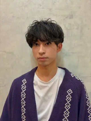 ショート パーマ メンズ 小山内 一馬のヘアスタイル