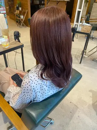 セミロング カラー 鈴木 美紅のヘアスタイル