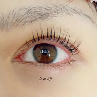 マツエク・マツパ White/マツエク /まつパ/耳つぼのマツエク・マツパデザイン