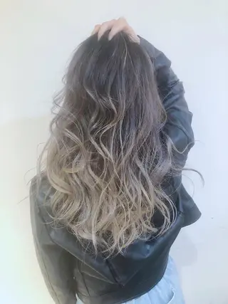 セミロング カラー MOU namba ムウナンバのヘアスタイル