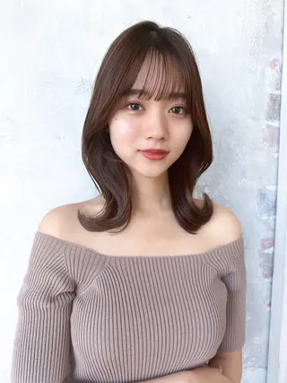 ミディアム カラー 顔周り/くびれヘア 韓国ヘア💕風間るなのヘアスタイル