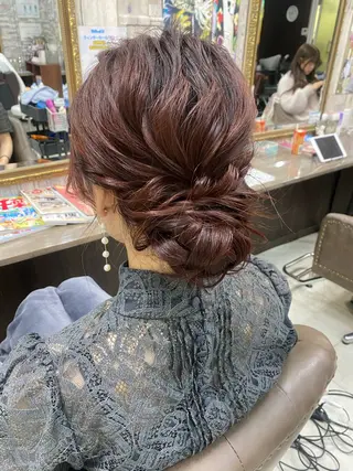 セミロング 土屋朱理/ ハイトーンカラーのヘアスタイル